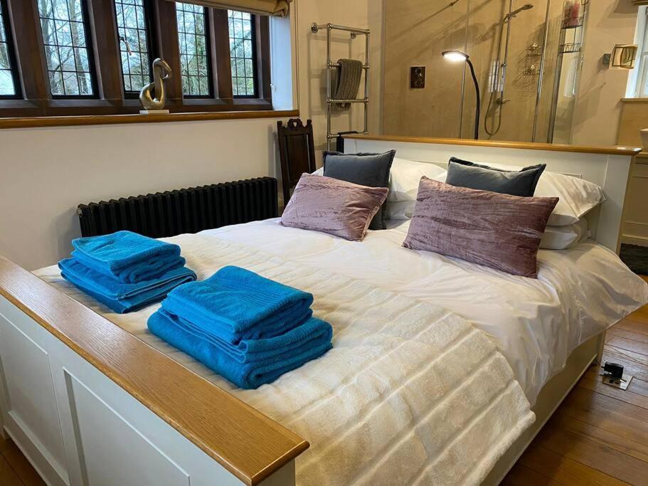 The Horners - Log Burner, Cheshire Village, Parking, Walks, Aga, Dogs Престбери Экстерьер фото