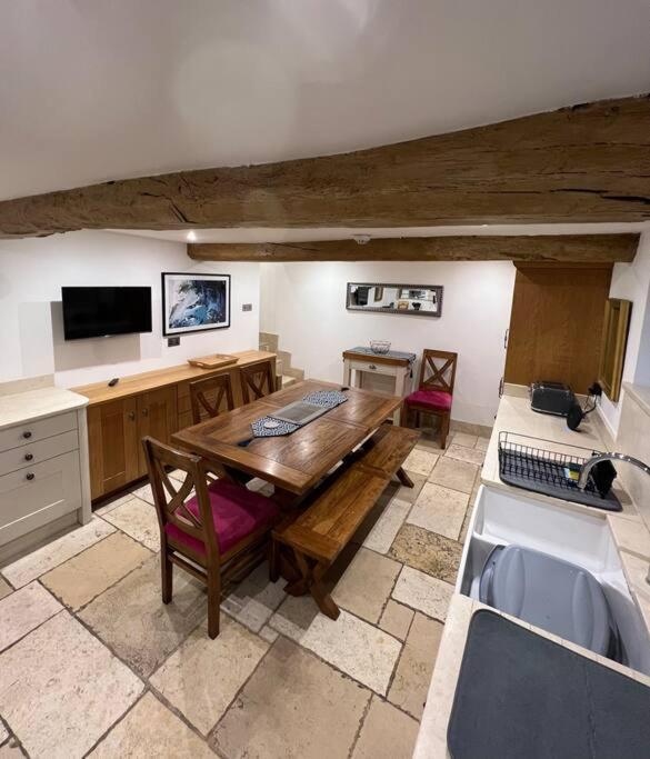 The Horners - Log Burner, Cheshire Village, Parking, Walks, Aga, Dogs Престбери Экстерьер фото